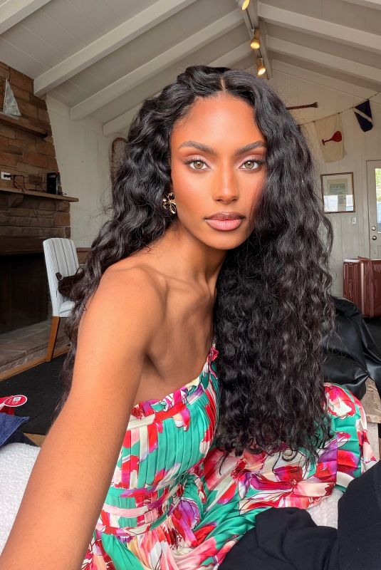 SYDNEY J HARPER - Instagram Photos 02/20/2026
