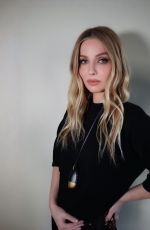 ANNABELLE WALLIS - Instagram Photos 03/07/2026