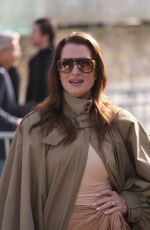 BROOKE SHIELDS at Chloe Womenswear Fall/Winter 2026-2027 Show at Paris Fashion Week 03/05/2026