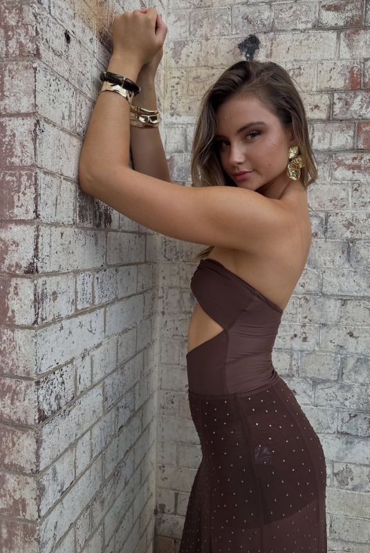 CHELSEA MAYER – Instagram Photos and Video 03/02/2026