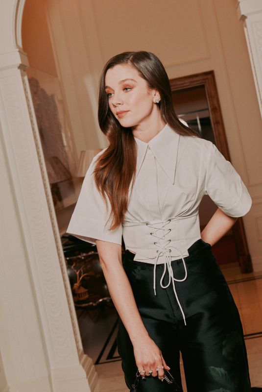 CLAUDIA JESSIE for Harper