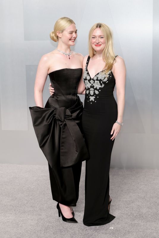 ELLE AND DAKOTA FANNING at 2026 Vanity Fair Oscar Party in Los Angeles 03/15/2026