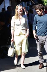 ELLE and DAKOTA FANNING Out for Lunch at Jon & Vinny