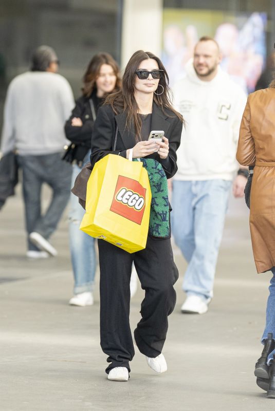 EMILY RATAJKOWSKI Out Shopping in Paris 03/06/2026