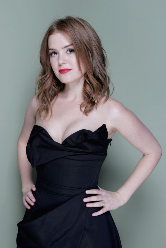ISLA FISHER at a Photoshoot 2006
