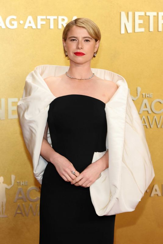 JESSIE BUCKLEY at 32nd Annual Actor Awards at Shrine Auditorium and Expo Hall in Los Angeles 03/01/2026