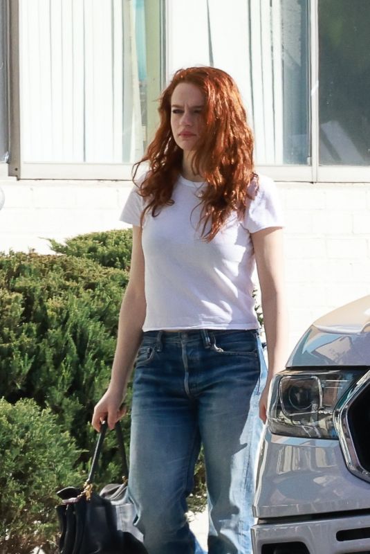 JOEY KING Out for Breakfast in Los Feliz 02/27/2026
