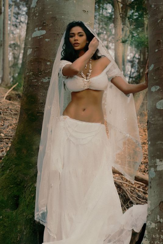 KOMAL ILSANKER - Instagram Photos 03/22/2026