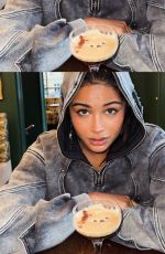KOMAL ILSANKER - Instagram Photos and Video 03/26/2026