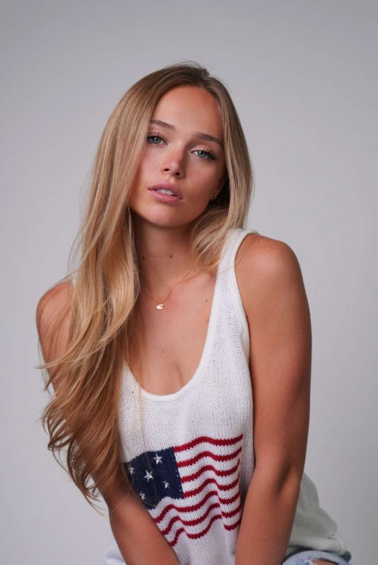 KYLA DODDS - Instagram Photos 03/10/2026