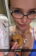 KYLA DODDS - Instagram Photos and Video 03/11/2026