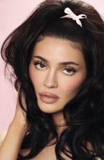 KYLIE JENNER - Kylie Cosmetics Hybrid Blush Collection, March 2026