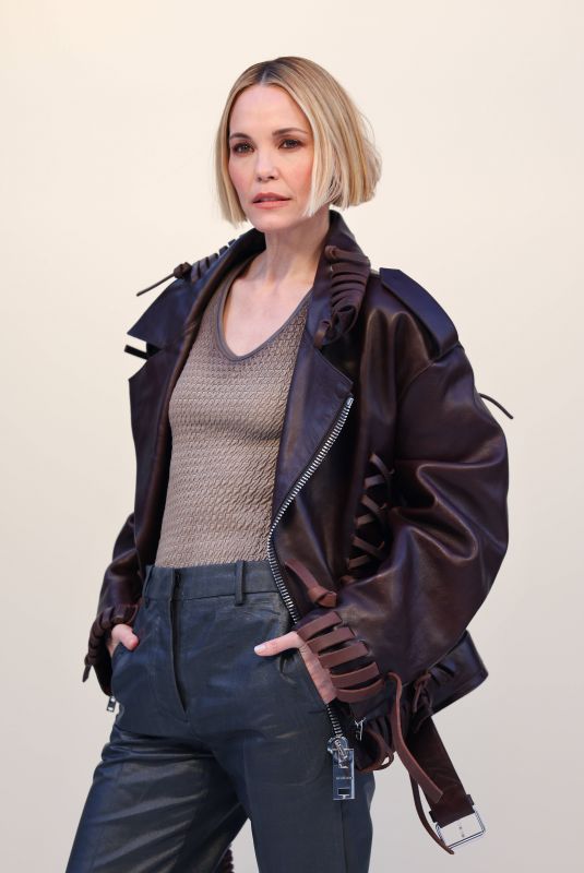 LESLIE BIBB at Acne Studios Womenswear Fall/Winter 2026-2027 Show at Paris Fashion Week 03/04/2026