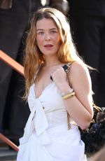 MAGGIE ROGERS at Chloe Womenswear FW2026-2027 Show at Paris Fashion Week 03/05/2026