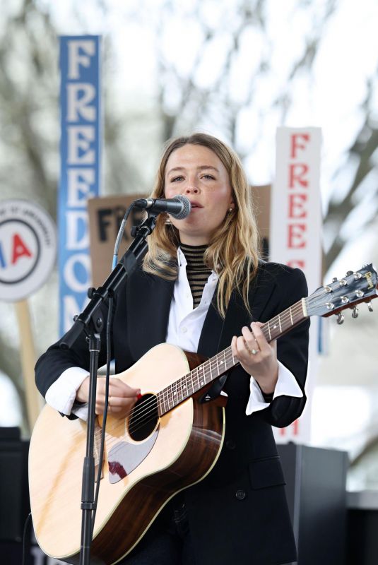 MAGGIE ROGERS Performs at Committee for First Amendment in Washington, DC 03/27/2026