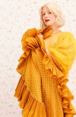 MAISIE PETERS for Cosmopolitan UK, April 2026
