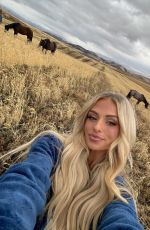 MIRANDA HOPE - Instagram Photos 03/19/2026