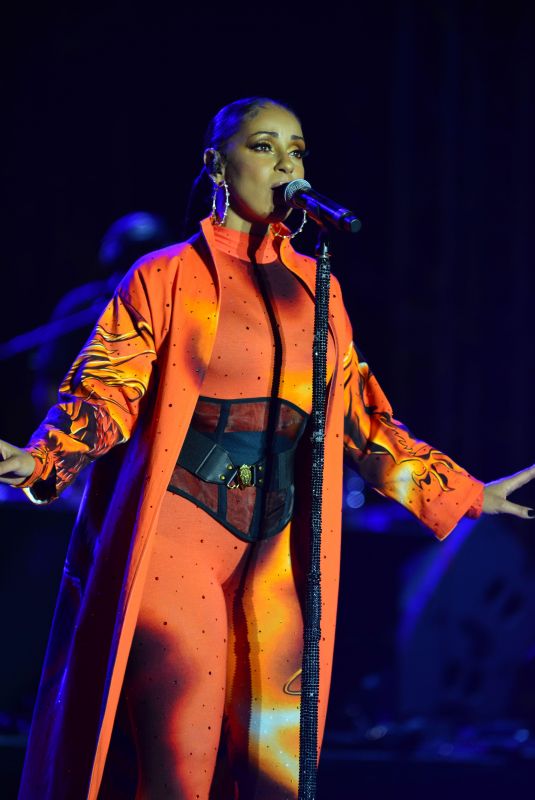 MYA Performs at Jazz In The Gardens JITG Music Festival 2026 at Hard Rock Stadium in Miami Gardens 03/07/2026
