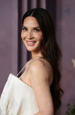 OLIVIA MUNN at Your Friends & Neighbors Season 2 Premiere in New York 03/30/2026