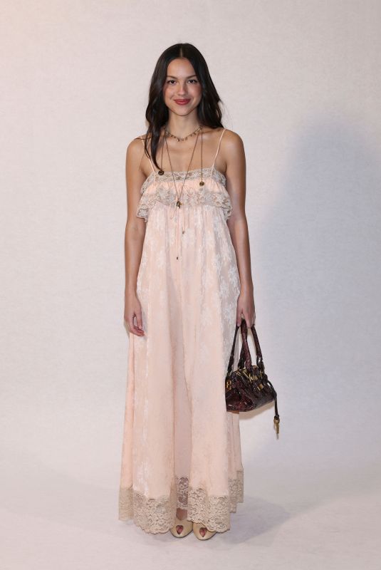 OLIVIA RODRIGO at Chloe Womenswear Fall/Winter 2026-2027 Show at Paris Fashion Week 03/05/2026