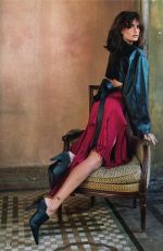 PENELOPE CRUZ in L