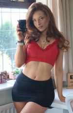 PHOEBE GINGER - Instagram Photos 03/08/2026