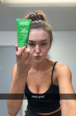 RACHEL PIZZOLATO - Instagram Photos and Video 03/14/2026