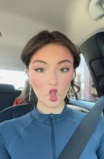 RACHEL PIZZOLATO - Instagram Photos and Video 03/26/2026