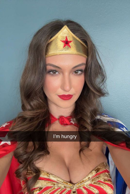 RACHEL PIZZOLATO - Instagram Photos and Video 03/28/2026