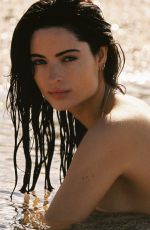 RENEE MURDEN at a Photoshoot, March 2026
