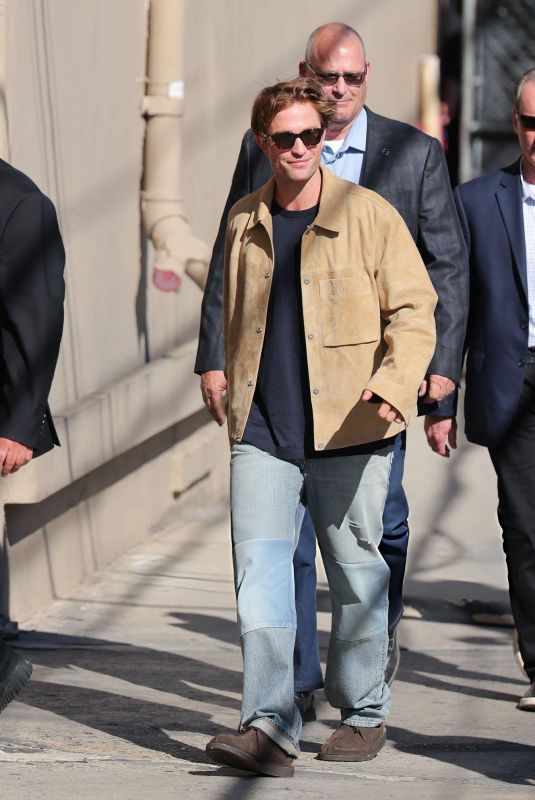 Robert Pattinson Arrives at Jimmy Kimmel Live Show in Los Angeles 03/19/2026