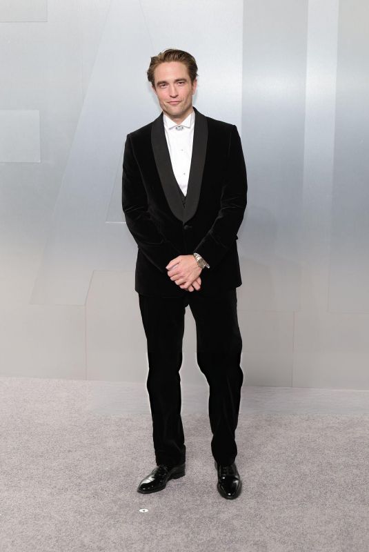 Robert Pattinson at 2026 Vanity Fair Oscar Party 03/15/2026