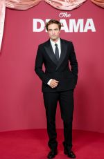 Robert Pattinson - 