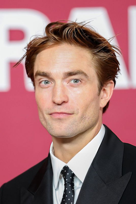 Robert Pattinson - 