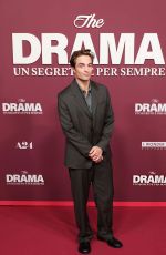 Robert Pattinson - 