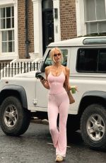 VICTORIA TURNER - Instagram Photos 03/03/2026