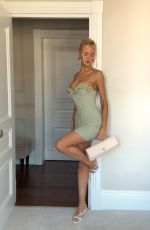 VICTORIA TURNER - Instagram Photos 03/04/2026