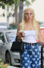 AMANDA BYNES Out for Iced Coffee After Signing a Record Deal in Los Angeles 04/09/2026