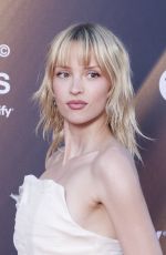 ANGELE VAN LEAKEN at Les Flammes Awards Ceremony at La Seine Musicale in Boulogne-Billancourt 04/23/2026