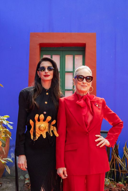 ANNE HATHAWAY and MERYL STREEP at a Conference for The Devil Wears Prada 2 at Casa Azul in Mexico City 03/30/2026