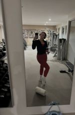AVAMARIE SCHROEDER - Instagram Photos 04/05/2026