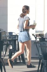 CAYLEE COWAN Out for Breakfast at Oaks Gourmet Cafe in Los Feliz 04/11/2026