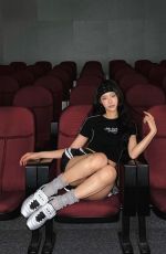 CECE ZHEN - Instagram Photos 04/19/2026
