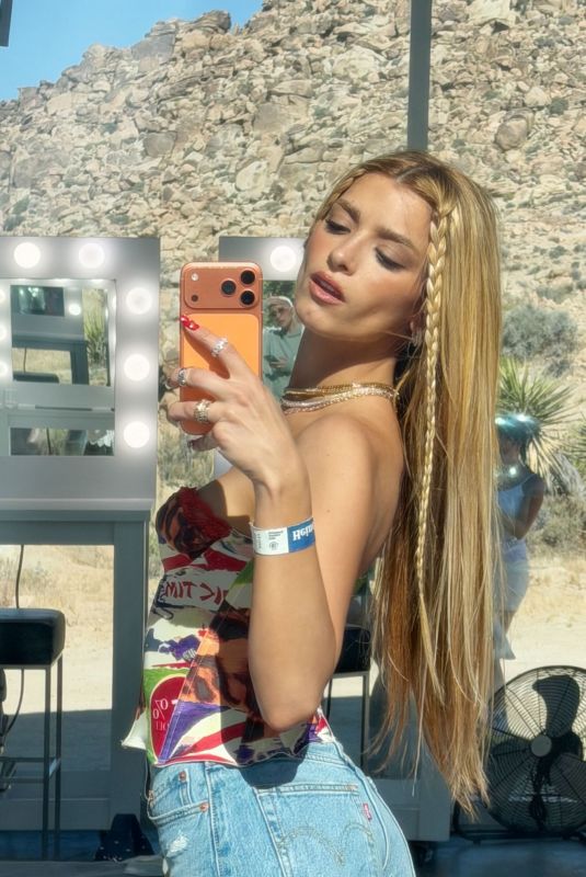 DIXIE D’AMELIO – Instagram Photos 04/13/2026