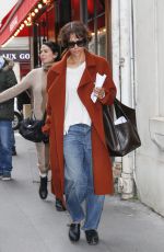 HALLE BERRY Out of Fleur in Paris 04/03/2026