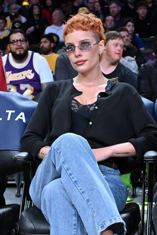 HALSEY at Cleveland Cavaliers vs Los Angeles Lakers Game at Crypto.Com Arena in Los Angeles 03/31/2026