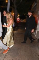 HILARY DUFF Leaves Her Childrens