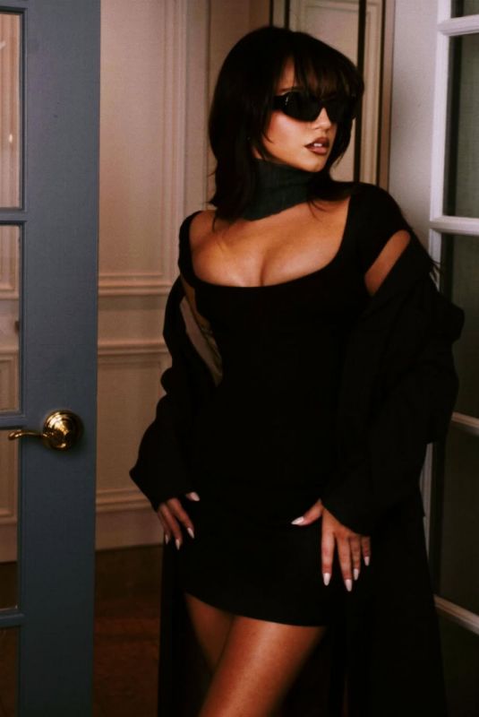 ISABELA MERCED - Instagram Photos 04/27/2026