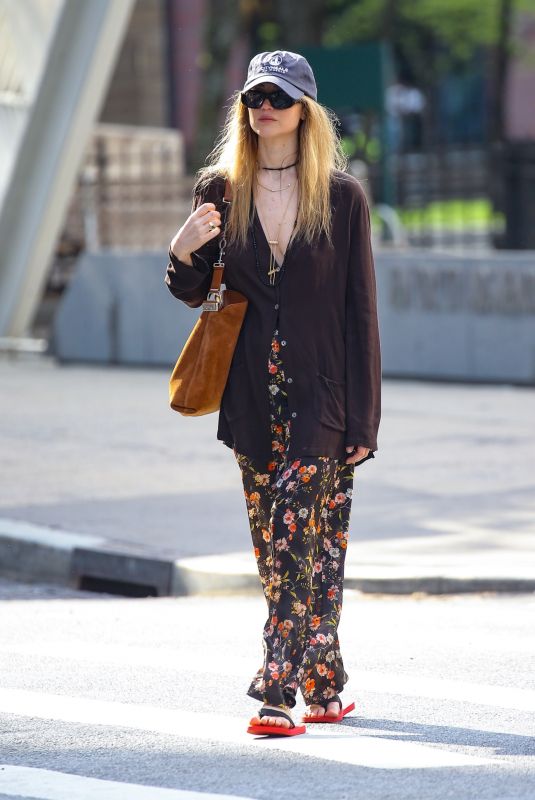 JENNIFER LAWRENCE Out and About in New York City 04/15/2026