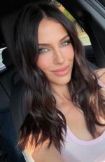 JESSICA LOWNDES - Instagram Photos 04/19/2026
